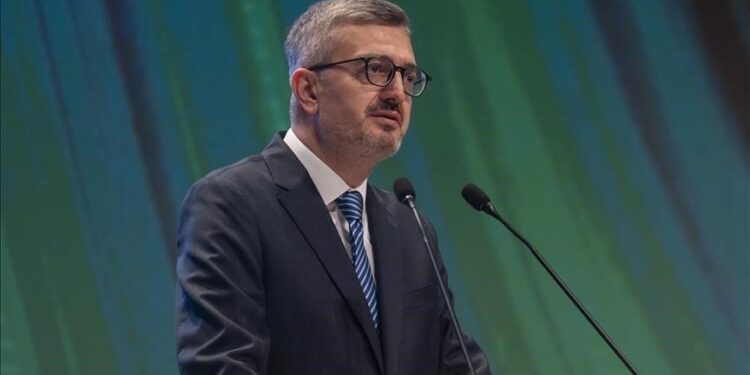 رئيس دائرة الاتصال في الرئاسة التركية برهان الدين دوران لوكالة الاناضول:  “تركيا على أعتاب تحول نظامي عالمي”