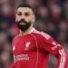 محمد صلاح يترقب التاريخ أمام نوتينجهام فورست: تشكيل ليفربول وموقف “الملك المصري”