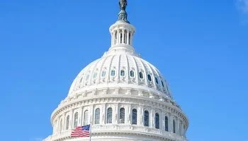 إحباط هجوم مسلح على مبنى الكابيتول وتفاصيل مثيرة حول اعتقال شاب ببدلة واقية