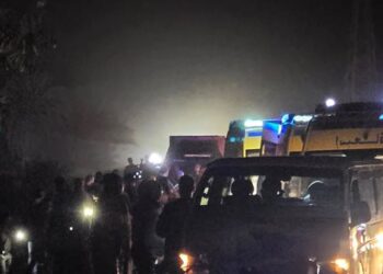 إصابة 17 شخصا إثر انقلاب ميكروباص على صحراوي المنيا