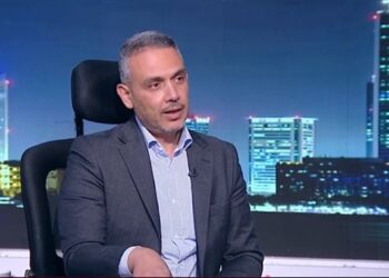 اقتصادي يكشف عن خارطة طريق لإنهاء أزمة مديونيات القطاع الخاص