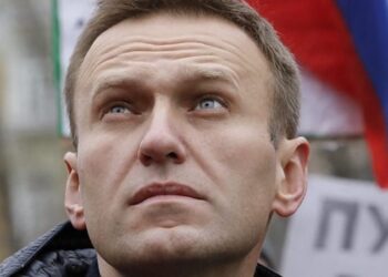 بيان أوروبي مشترك يتهم روسيا بتسميم «نافالني» بمادة إيبيباتيدين السامة