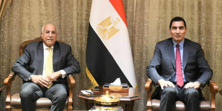 وزير الشباب والرياضة يستقبل مجلس إدارة نادي الزمالك
