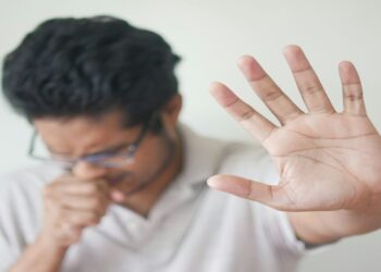 نصائح مهمة لمرضى الحساسية للتعامل مع التقلبات الجوية