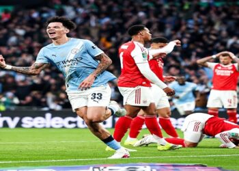 مانشستر سيتي يتوج بطلا لكأس رابطة المحترفين تحت أنظار مرموش