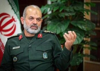 إعلام إيراني: تعيين أحمد وحيدي قائدًا جديدًا للحرس الثوري