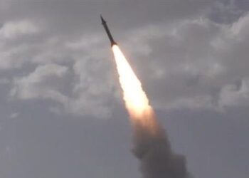 “الحرس الإيراني” يعلن قصف أهداف عسكرية إسرائيلية في حيفا