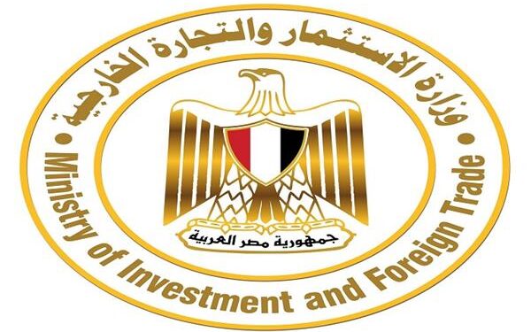 وزارة الاستثمار والتجارة الخارجية تنفي صدور قرار حكومي بتعليق الصادرات إلى دول الخليج