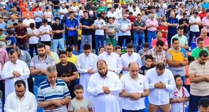 موعد صلاة عيد الفطر المبارك بالقاهرة والمحافظات