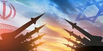 إعلام إيراني: اعتقال 100 شخص بتهمة التجسس لصالح إسرائيل