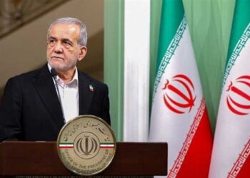 إيران تعلن وقف الهجمات الصاروخية الإيرانية على دول الجوار بشروط