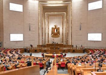 طلب إحاطة بشأن ارتفاع أسعار تذاكر مصر للطيران لرحلات العودة من دول الخليج