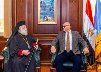 محافظ الإسكندرية يستقبل بطريرك الإسكندرية وسائر أفريقيا للروم الأرثوذكس