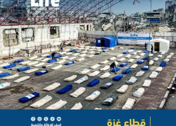 من مخازن “لايف مصر” عبر المعابر وإلى المخيمات: المأوى والغذاء يخففان معاناة النازحين وسط الأزمة الإنسانية في رمضان