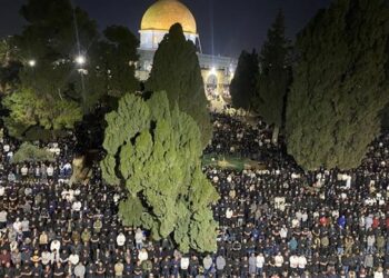 الاحتلال الإسرائيلي يمنع صلاة الجمعة في المسجد الأقصى بعد اندلاع الحرب ضد إيران