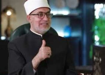 هل يجوز الاعتكاف للمرأة في العشر الأواخر من رمضان؟ مفتي الجمهورية يجيب