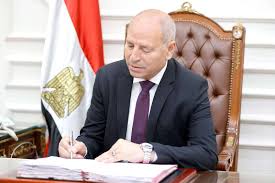 ​محافظ القاهرة: ندرس غلق شوارع بوسط البلد أمام السيارات وتحويلها للمشاة