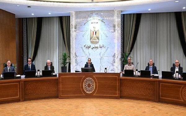 مجلس الوزراء يوافق على 13 قرارا خلال اجتماعه اليوم