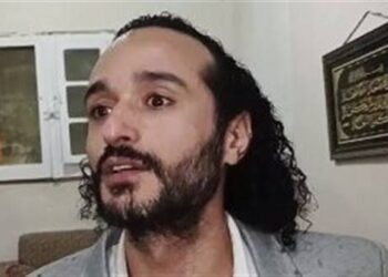 حبس أحمد دومة 4 أيام احتياطياً بتهمة نشر أخبار كاذبة