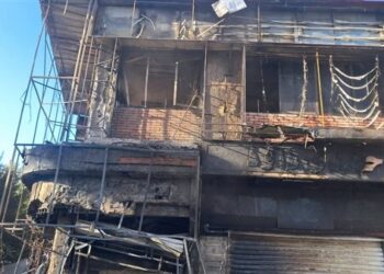 مصرع 5 أشخاص وإصابة سادس في حريق مروع بالزاوية الحمراء