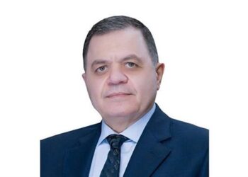 وزير الداخلية يهنئ القائد العام ورئيس أركان القوات المسلحة بذكرى تحرير سيناء