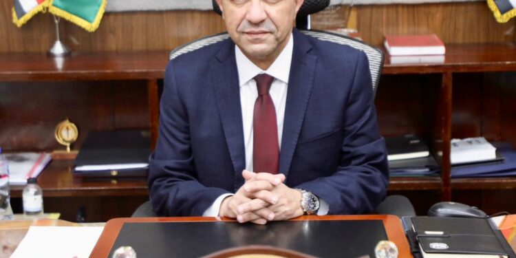 محافظ المنوفية يحيل ثلاث وقائع فساد وتربح وشبهة تزوير للنيابة العامة