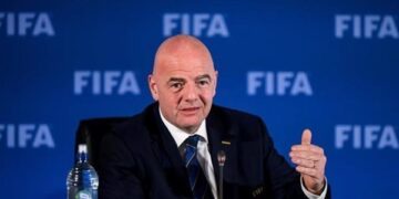هل إيران ستشارك في كأس العالم؟.. رئيس الفيفا يحسم الجدل