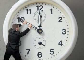 بعد ساعات.. بدء تطبيق التوقيت الصيفي بتقديم الساعة 60 دقيقة