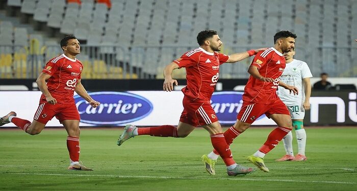 الدوري الممتاز.. الأهلي ينهي الشوط الأول متقدمًا على المصري بهدف تريزيجيه