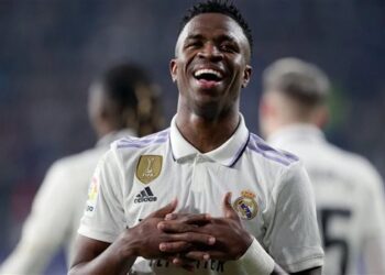 كلاسيكو الأرض.. فينيسيوس وبيلينجهام يقودان التشكيل المتوقع لـ ريال مدريد لمواجهة برشلونة