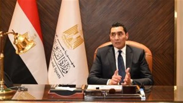 وزير الرياضة يساند الزمالك من استاد القاهرة في نهائي الكونفدرالية