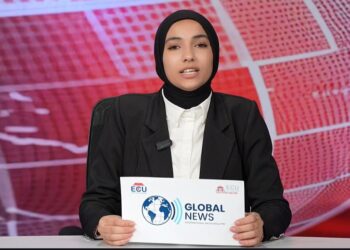 طلاب إعلام المصرية الصينية يحاكون غرف الأخبار الدولية في تجربة إعلامية احترافية
