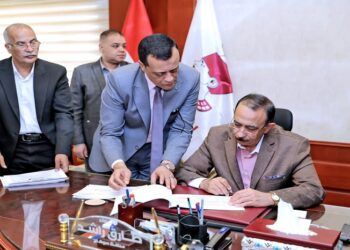 بنسبة نجاح 72.87%.. محافظ سوهاج يعتمد نتيجة الشهادة الإعدادية