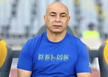 “الأعلى للإعلام” يتلقى شكوى من حسام حسن ضد مدحت العدل