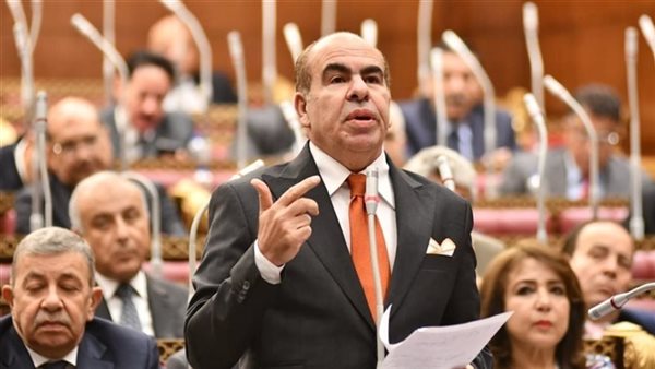 طلب إحاطة بشأن “الأطباء الوهميين” على السوشيال ميديا
