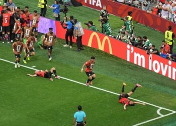 الصحافة العالمية تحتفي بأول انتصار مصري في تاريخ كأس العالم بعد ريمونتادا نيوزيلندا