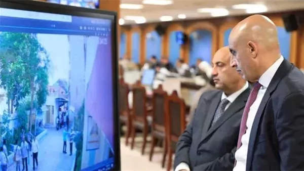 وزير التعليم يتابع امتحان اللغة العربية ويوجه بالحسم الكامل داخل اللجان