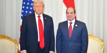 ترحيب كبير بين السيسي وترامب على هامش قمة G7