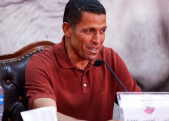 الحسين عموتة: سعيد بتدريب الأهلي أكبر نادٍ في أفريقيا.. وأشكر الخطيب ومنصور