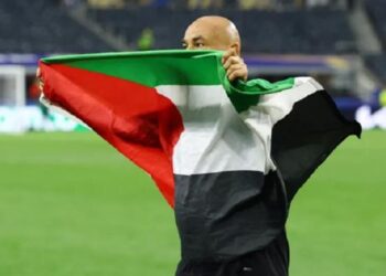 العرب في المونديال.. «فيفا»: لا عقوبات على حسام حسن بعد رفع علم فلسطين