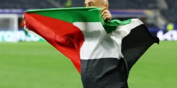 العرب في المونديال.. «فيفا»: لا عقوبات على حسام حسن بعد رفع علم فلسطين