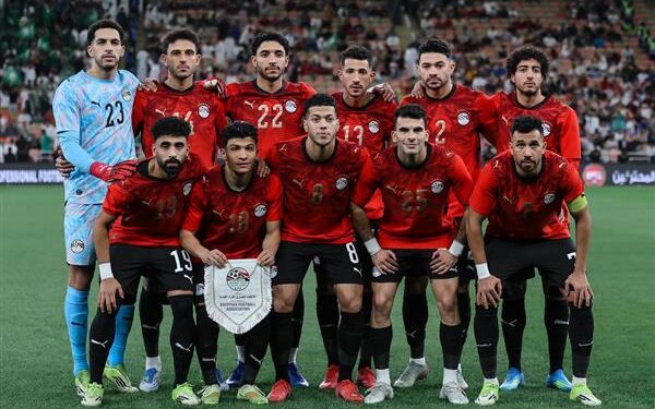 العرب في المونديال.. القنوات الناقلة لمباراة منتخب مصر والأرجنتين في دور الـ16