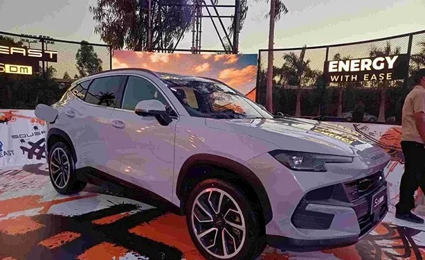 مواصفات سوإيست S06 DM والسعر المتوقع