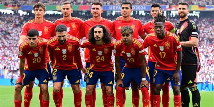 بقيادة لامين يامال.. تشكيل منتخب إسبانيا الرسمي أمام فرنسا بكأس العالم