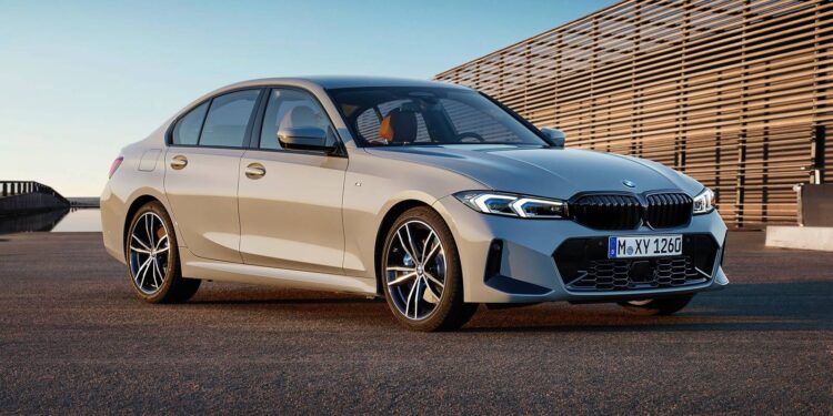 مواصفات BMW 3 Series والسعر في الأسواق