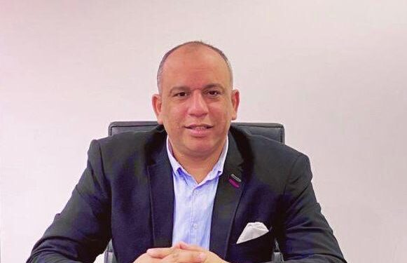 بيع العقارات للأجانب.. مكسب اقتصادي أم أزمة سكن جديدة؟.. خبير عقاري يجيب