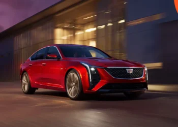 سعر ومواصفات كاديلاك CT5 بلاك وينج وأبرز المميزات