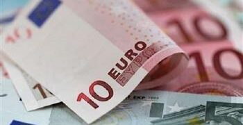 سعر اليورو مقابل الجنيه اليوم الثلاثاء 11-8-2026 مع بداية التعاملات