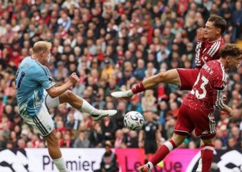 ليفربول يفشل في تحقيق فوزه الأول ويتعادل مع نوتنجهام بـ”الآنفيلد”