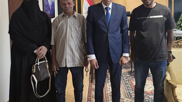 الإفراج عن البحارة المصريين المحتجزين على السفينة “ريم الخليج” في إيران وعودتهم إلى مصر